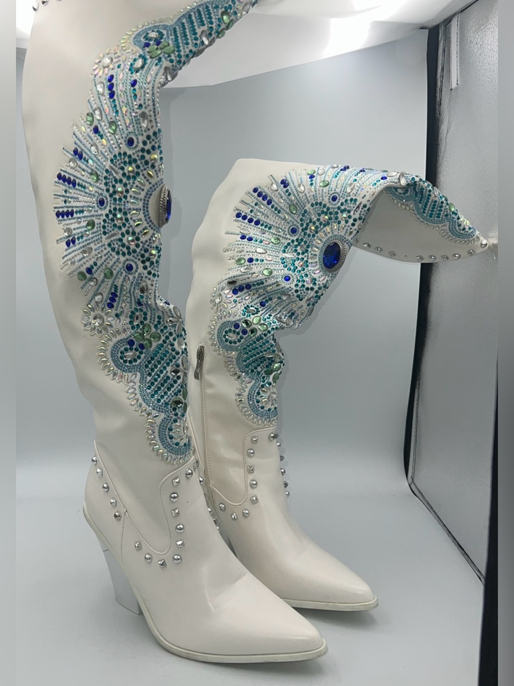 Azalea Wang Axelbeat Western Knee High Boots Faux Leather W/Rhinestones Size 8.5 - Picture 5 of 12